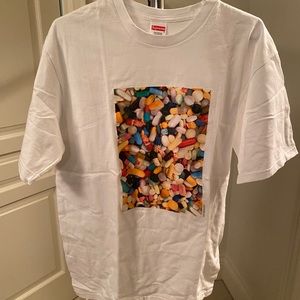 Supreme T-shirt